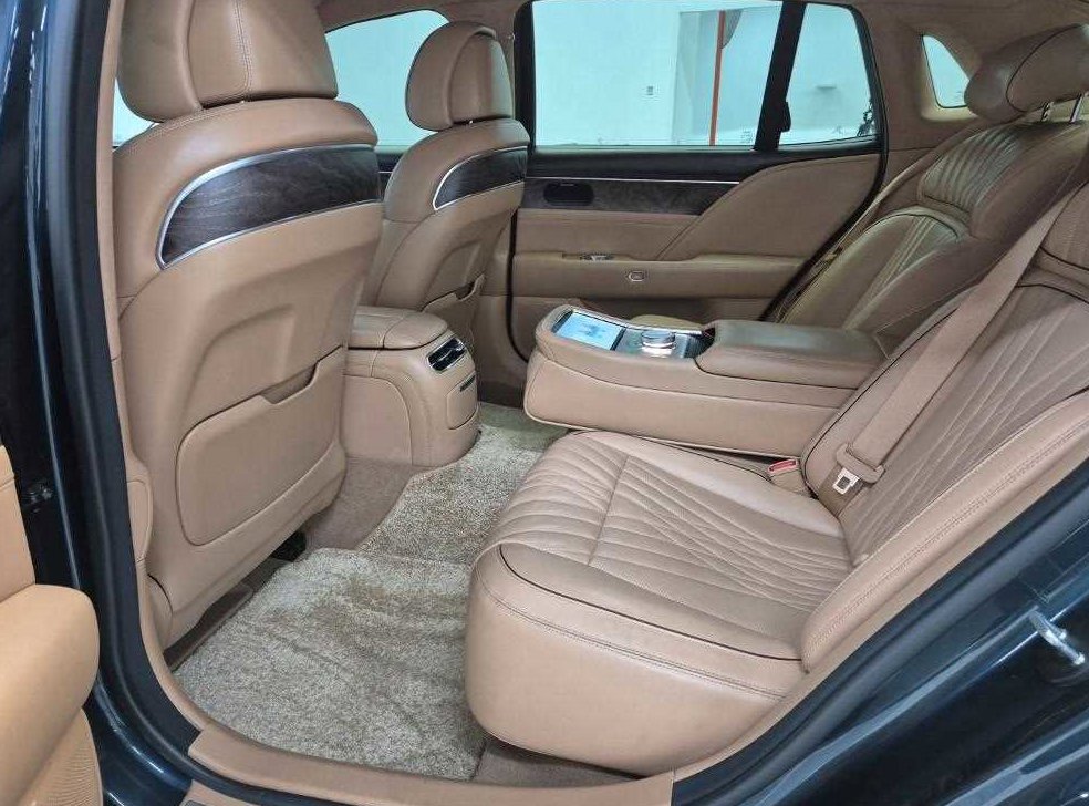 제네시스 G90 3.5T GDI AWD 사진 12