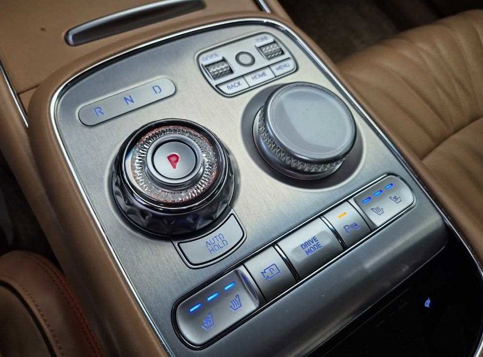 제네시스 G90 3.5T GDI AWD 사진 8