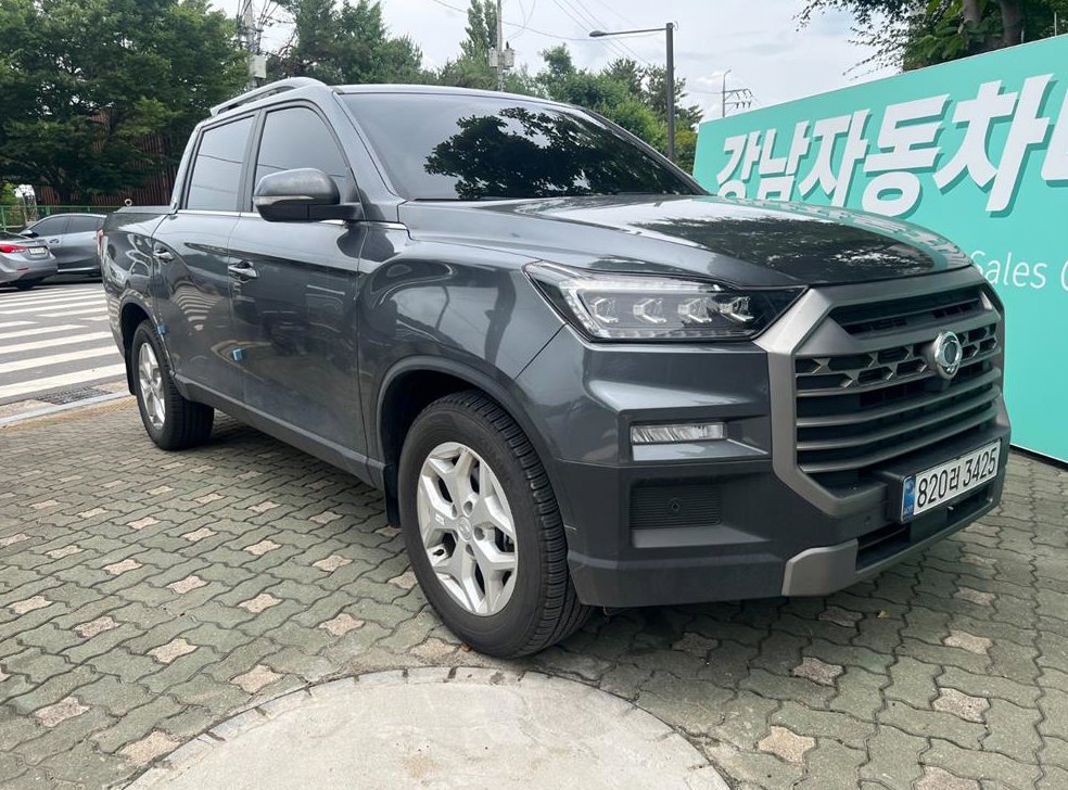 KG모빌리티(쌍용)  렉스턴 디젤 2.2 4WD 사진 2