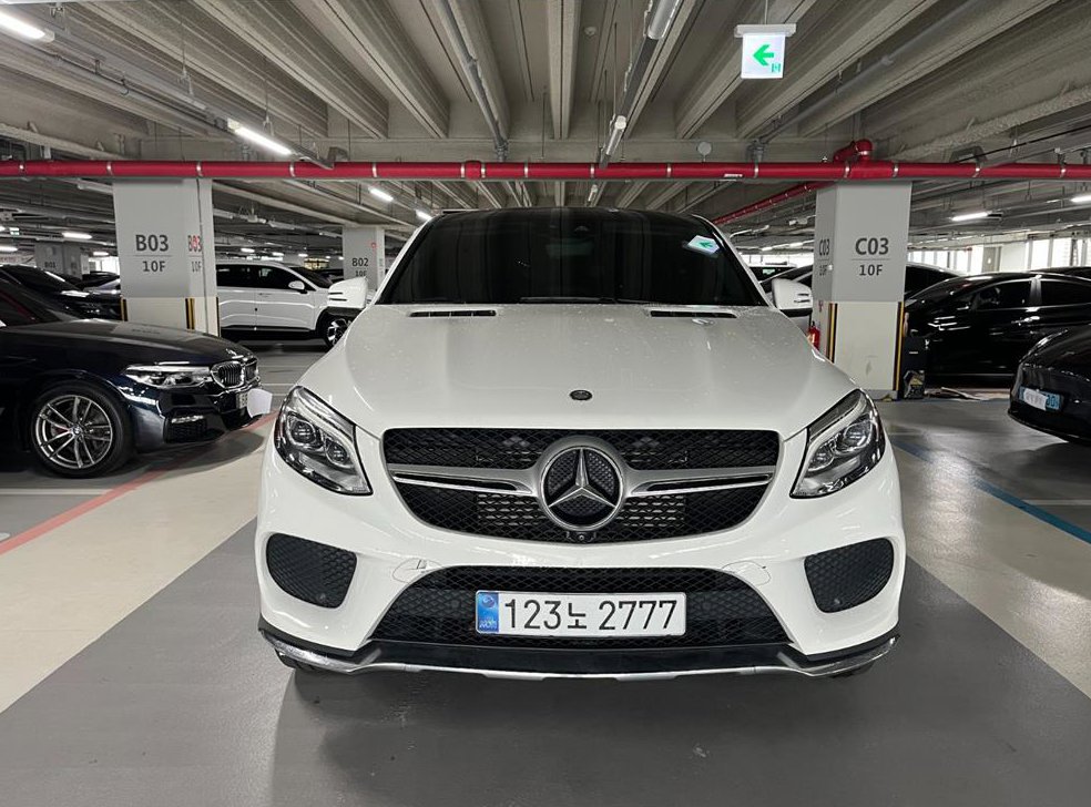 벤츠 GLE 클래스 GLE 350 d 4MATIC 쿠페 사진 3