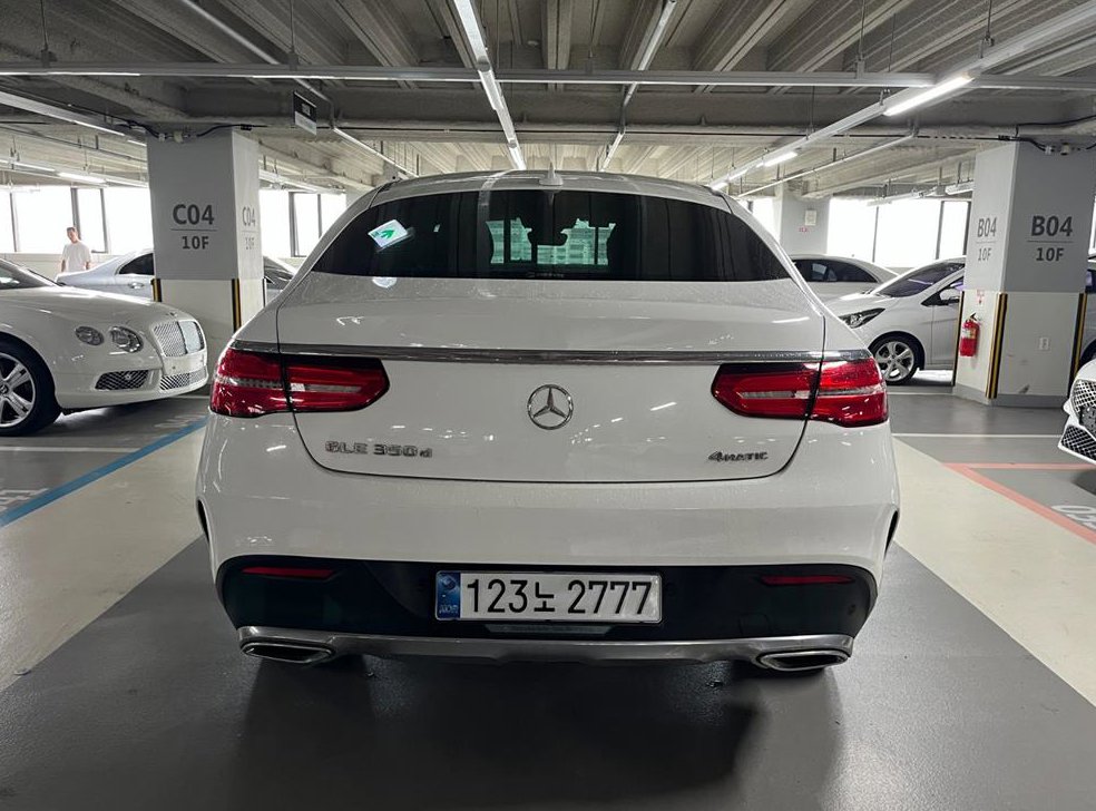 벤츠 GLE 클래스 GLE 350 d 4MATIC 쿠페 사진 4