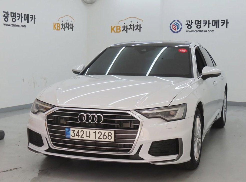 아우디 A6 45 TFSI 사진 2