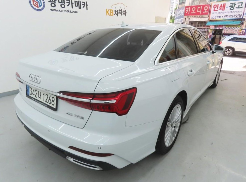 아우디 A6 45 TFSI 사진 3