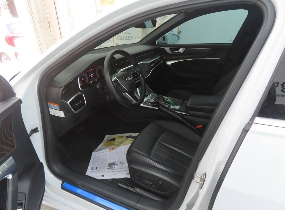 아우디 A6 45 TFSI 사진 5