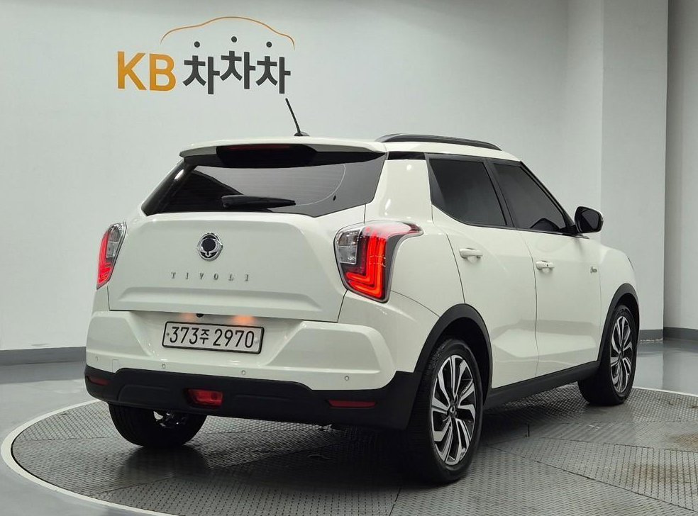 KG모빌리티(쌍용)  티볼리 2WD 가솔린 1.5 사진 3