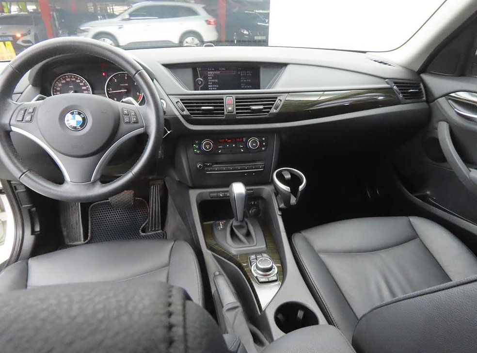 BMW X1 xDrive 23d 4WD 사진 7