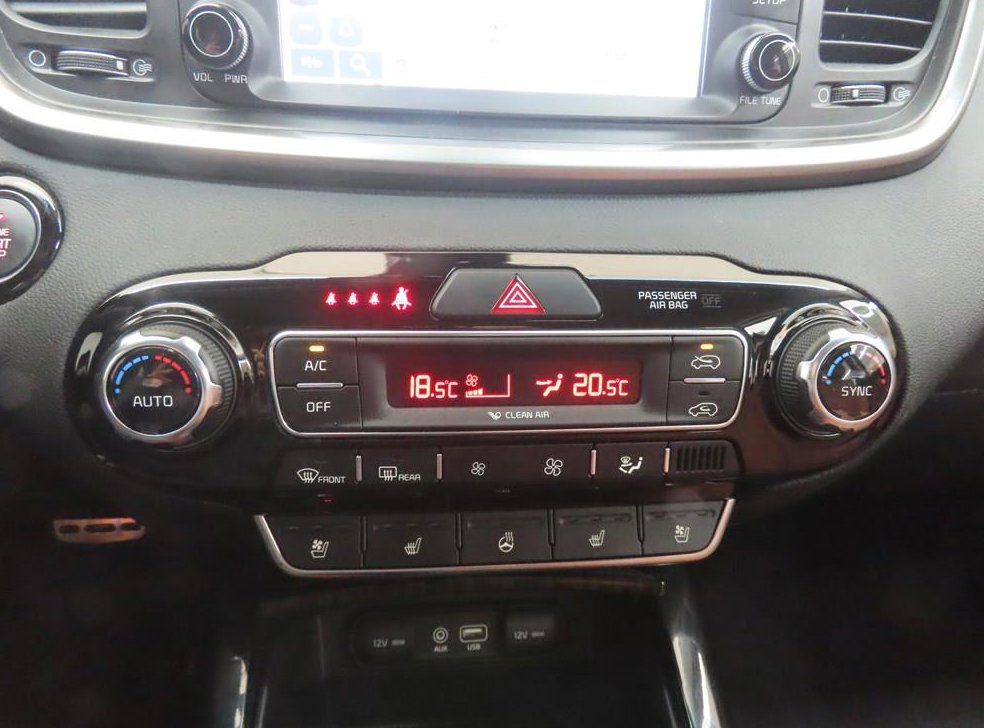 기아 쏘렌토 디젤 2.0 2WD 사진 11