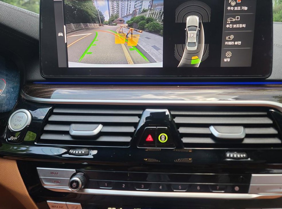 BMW 5시리즈 520i M 스포츠 사진 14