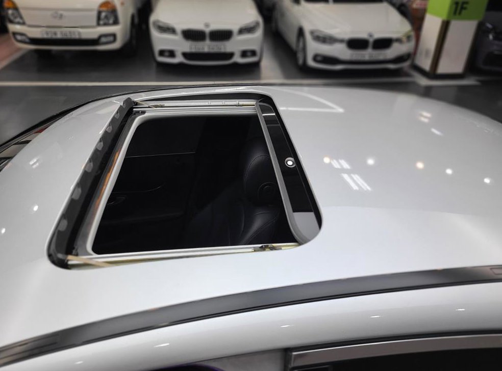 벤츠 C 클래스 C220 d 아방가르드 사진 8
