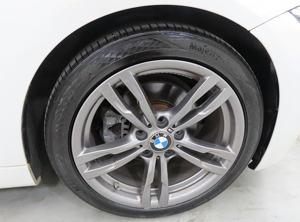 BMW 3시리즈 320i M 스포츠 사진 20