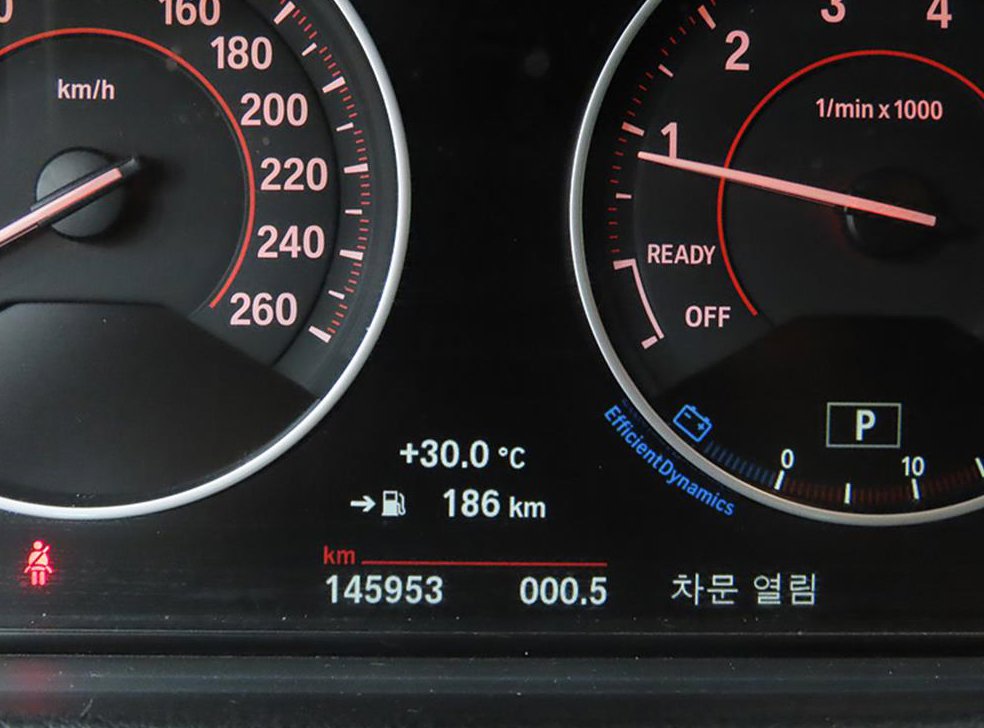 BMW 3시리즈 320i M 스포츠 사진 8
