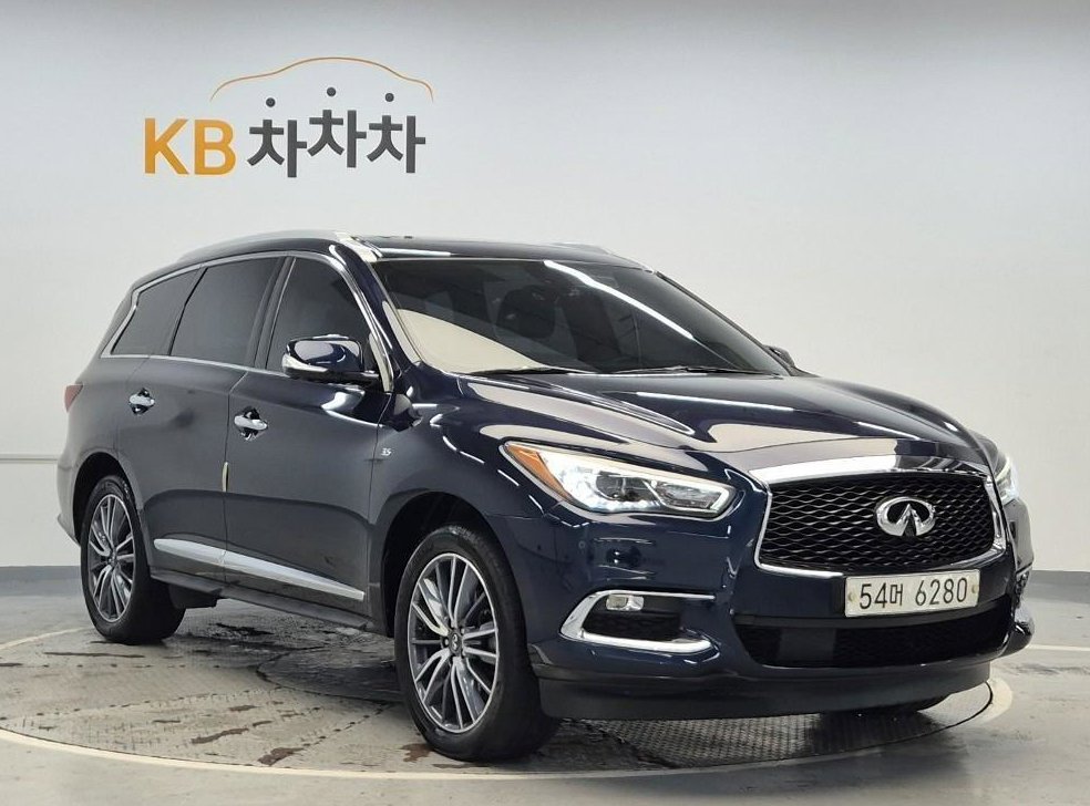인피니티 QX 3.5 AWD 사진 2