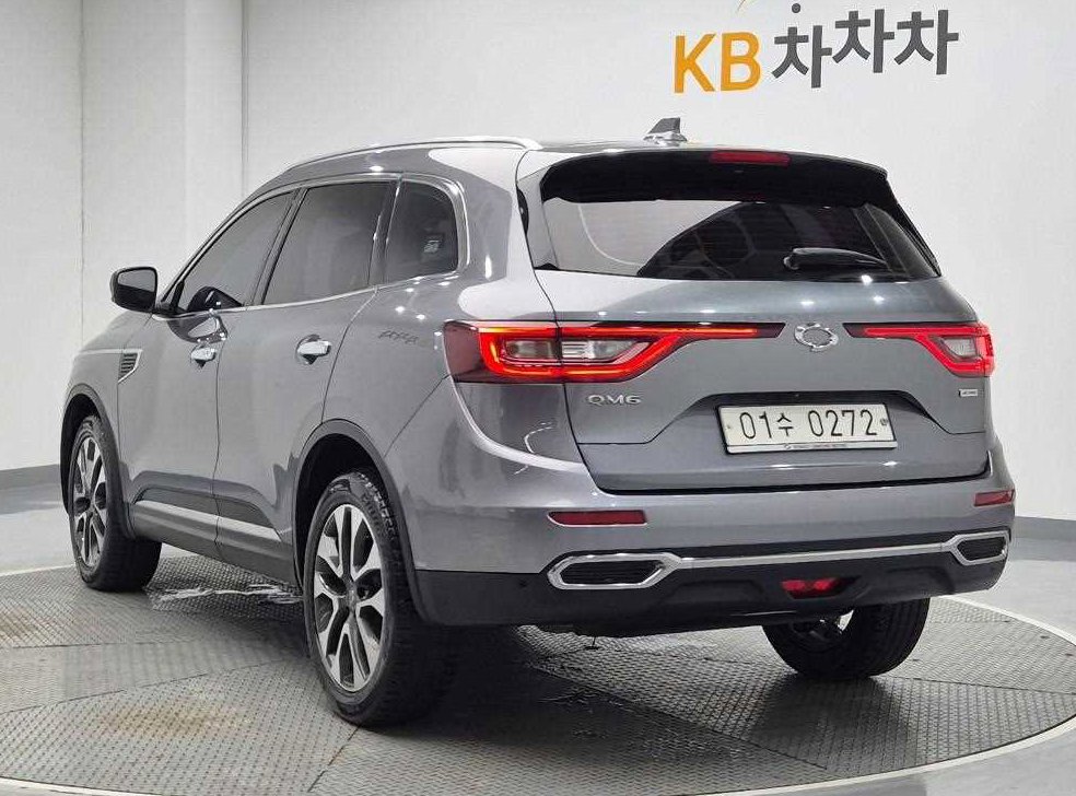르노코리아(삼성) QM6 디젤 4WD RE 시그니처 사진 2