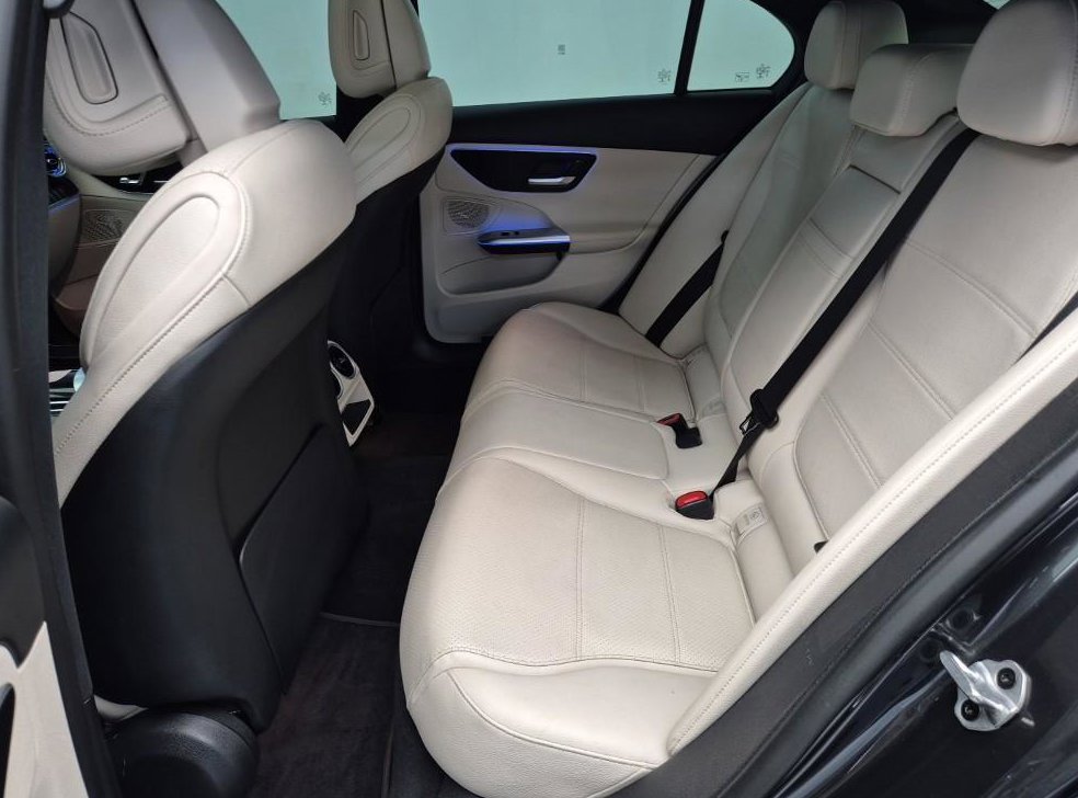벤츠 C 클래스 C200 4MATIC 아방가르드 사진 12