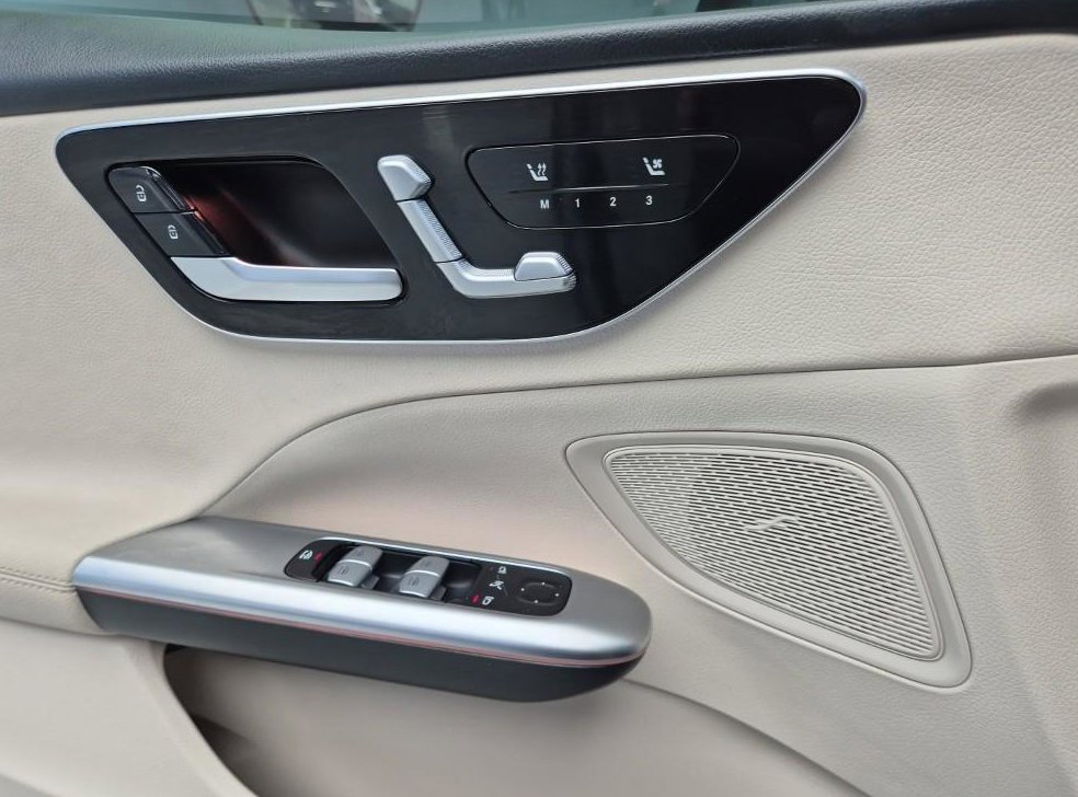 벤츠 C 클래스 C200 4MATIC 아방가르드 사진 19