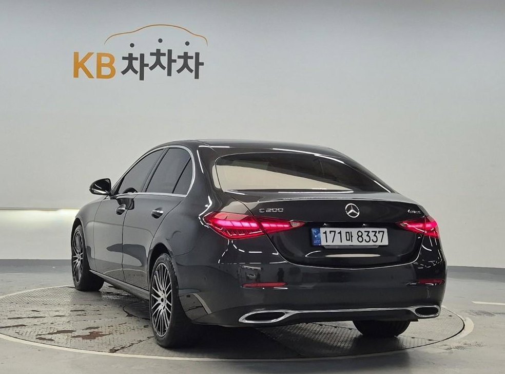 벤츠 C 클래스 C200 4MATIC 아방가르드 사진 2