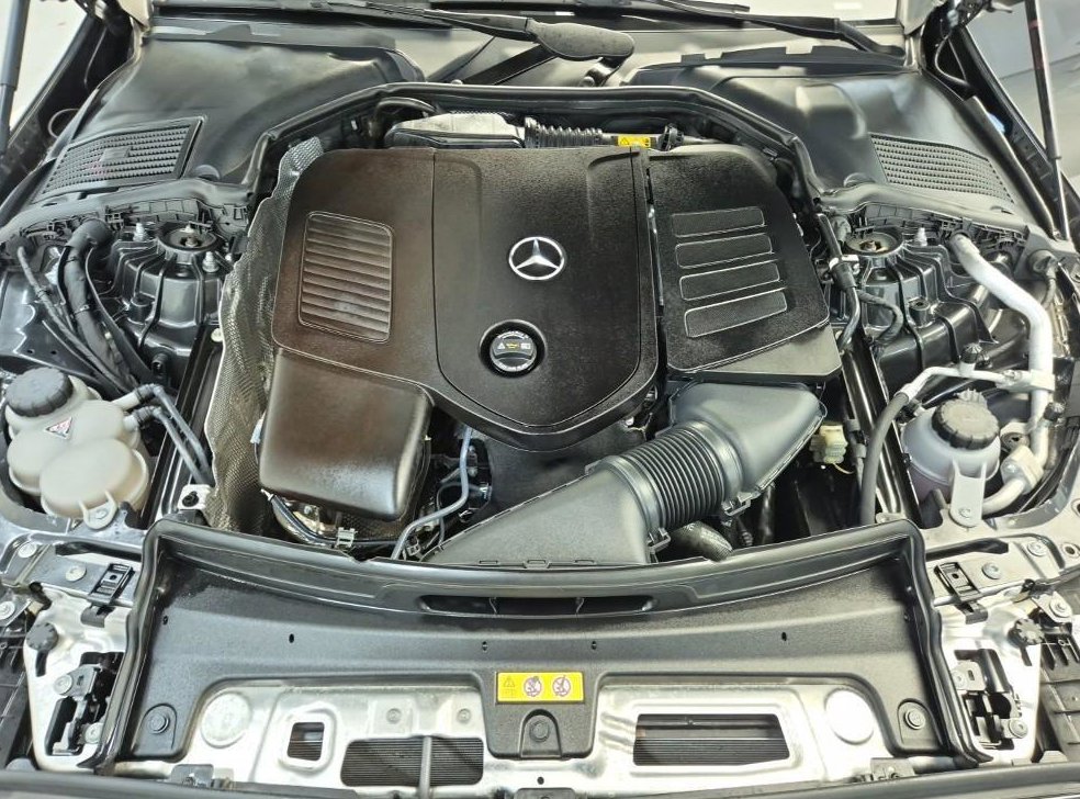 벤츠 C 클래스 C200 4MATIC 아방가르드 사진 5