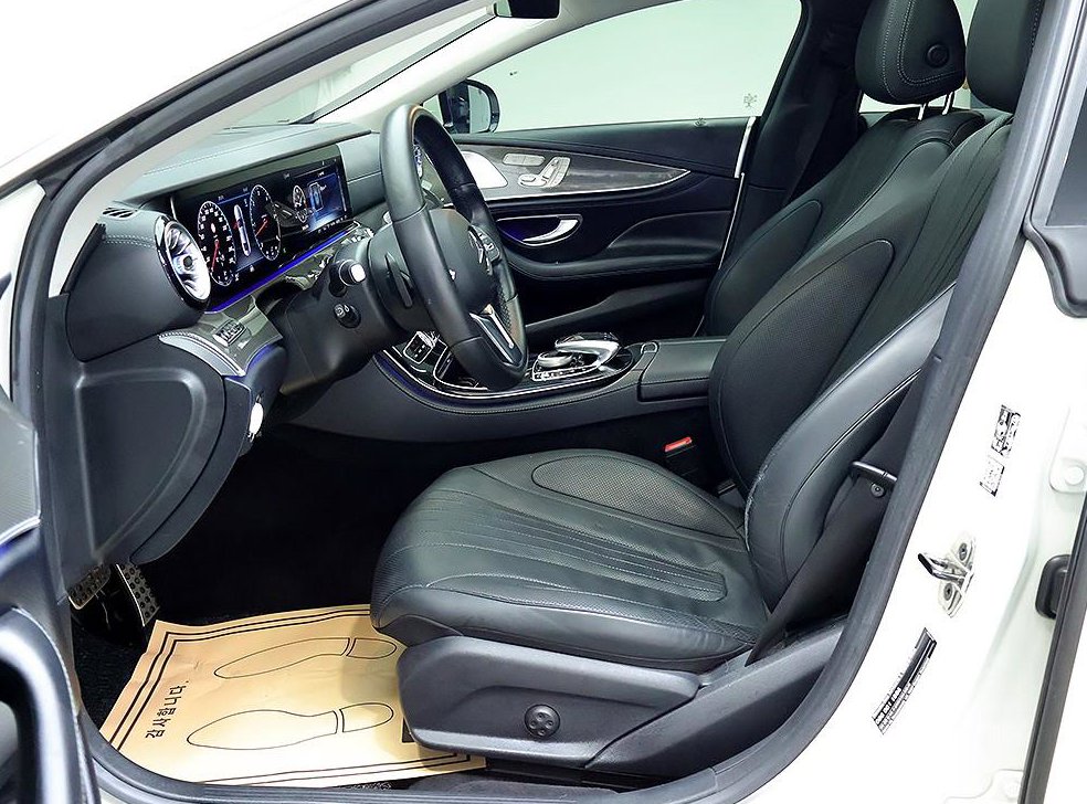 벤츠 CLS 클래스 CLS 400d 4MATIC 사진 11