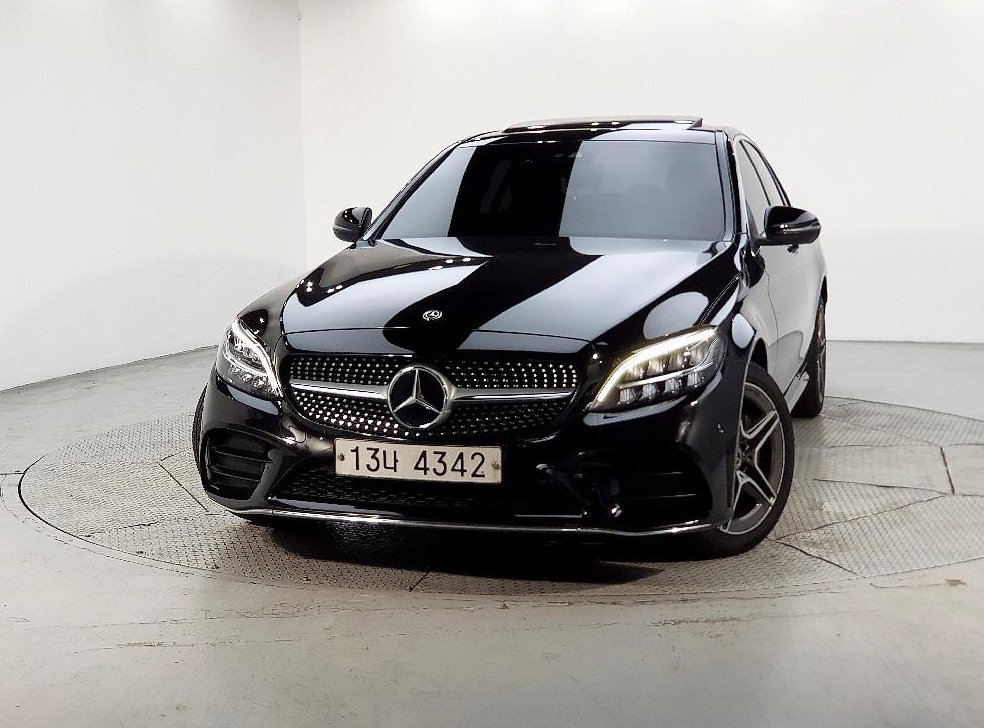벤츠 C 클래스 C220 d 4MATIC AMG Line 사진 2