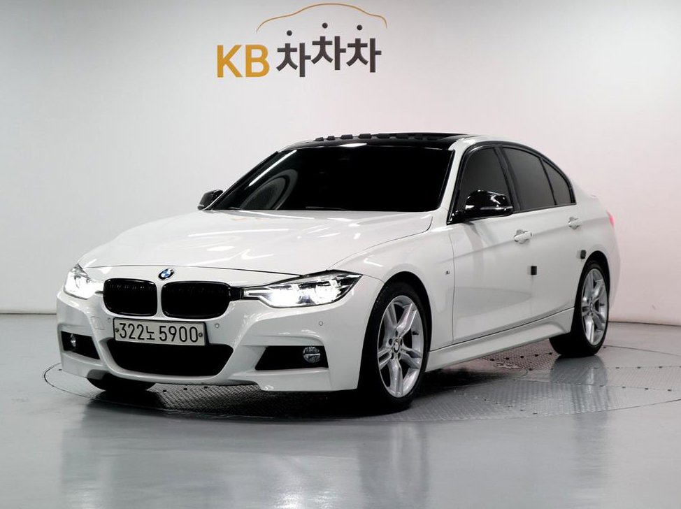 BMW 3시리즈 330i M 스포츠