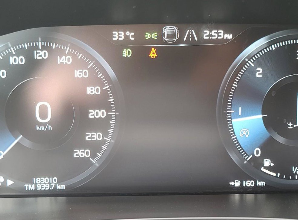 볼보 XC60 D5 AWD 인스크립션 사진 11