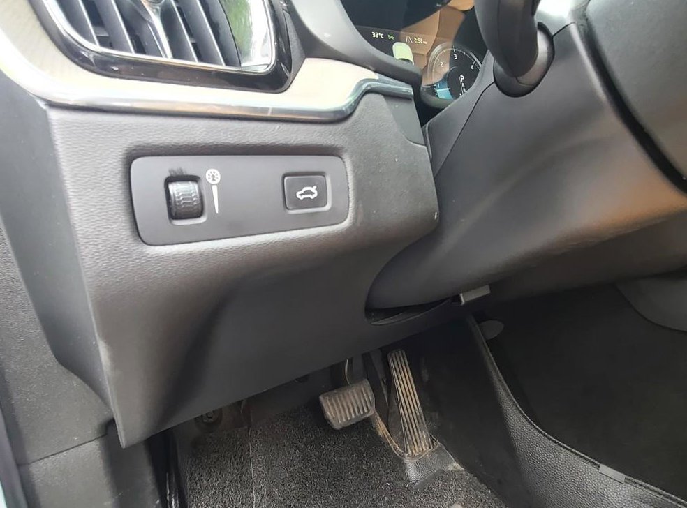 볼보 XC60 D5 AWD 인스크립션 사진 13