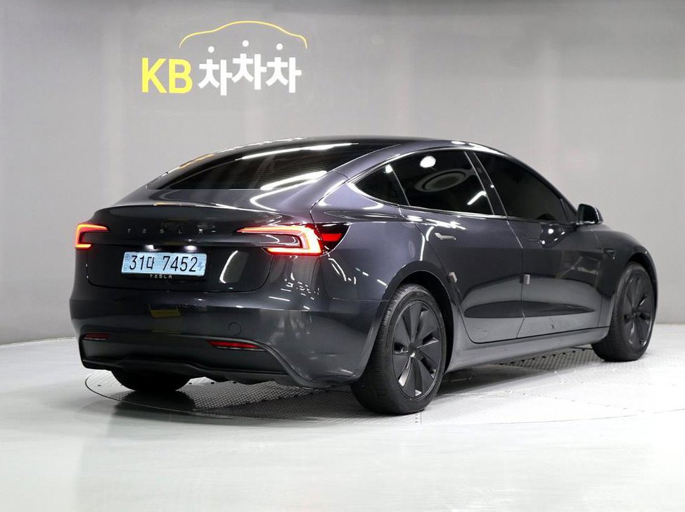 테슬라 모델 3 RWD 사진 3