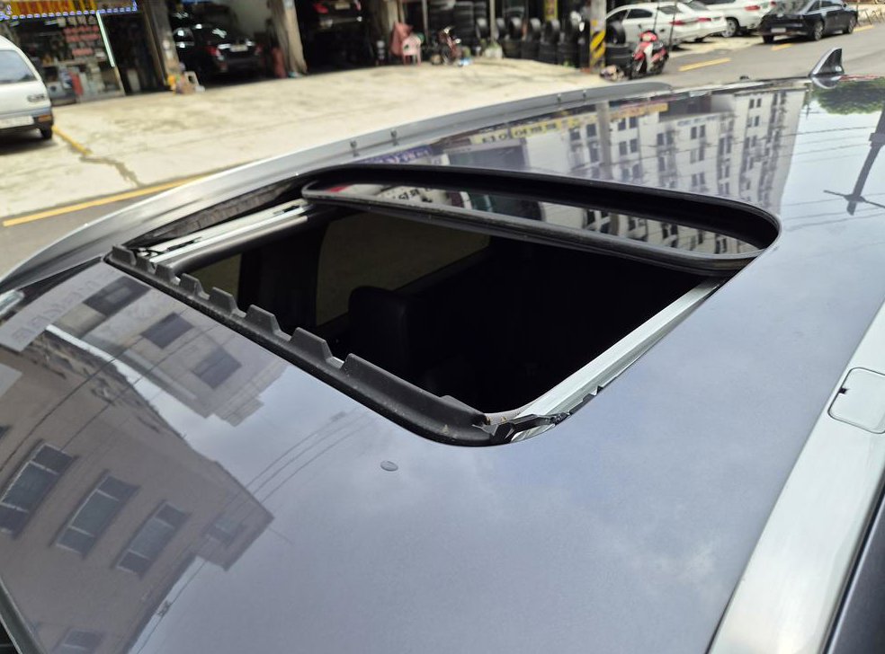 혼다 CR-V 1.5 EX-L 4WD 사진 2