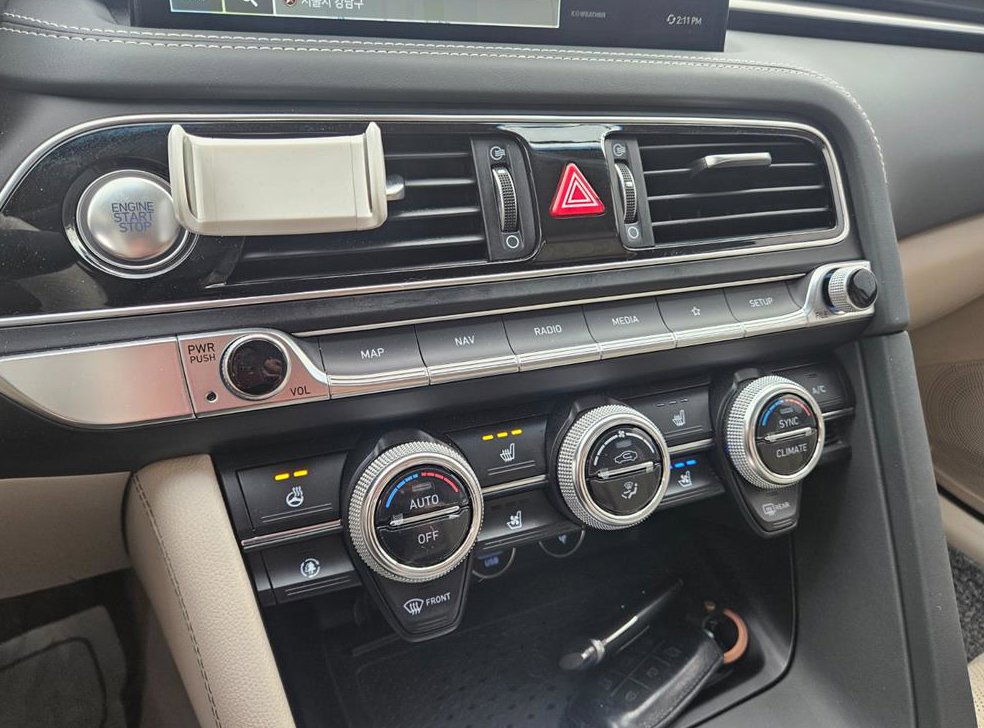 제네시스 G70 가솔린 2.0T 4WD 사진 13