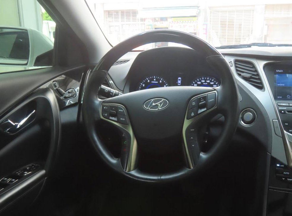 현대 그랜저 HG240 LUXURY 사진 18