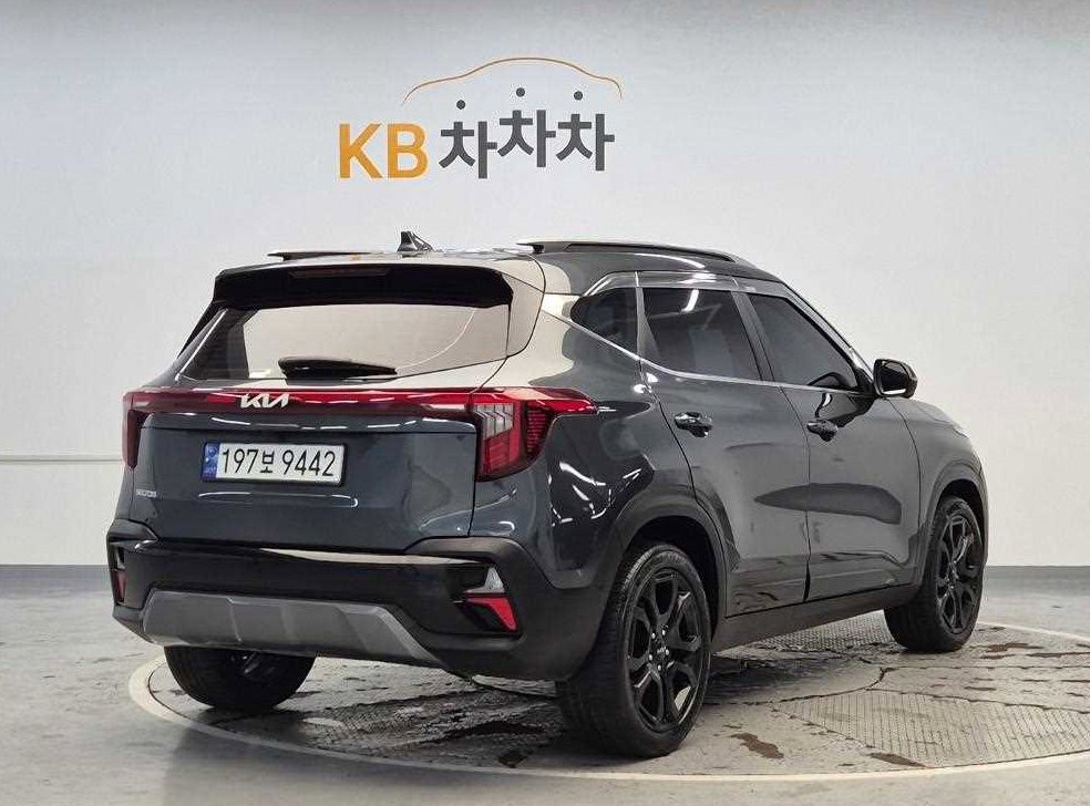 기아 셀토스 가솔린 1.6 터보 2WD 사진 3