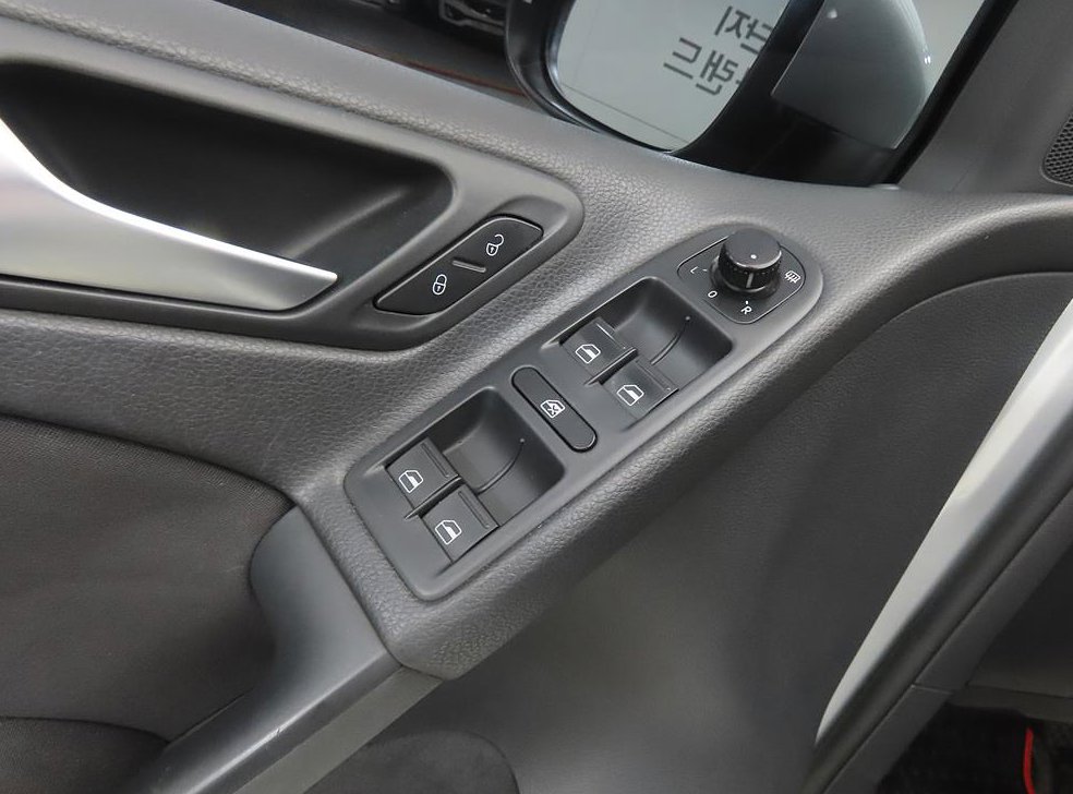 폭스바겐 골프 1.6 TDI 블루모션 사진 14
