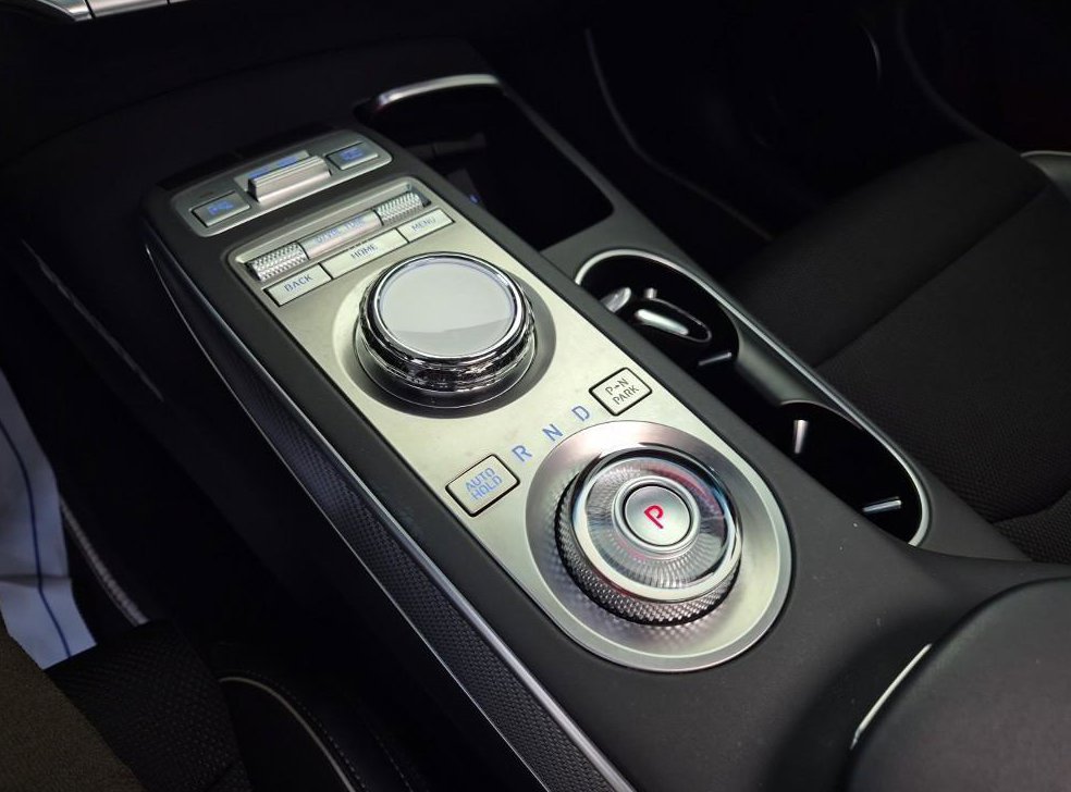 제네시스 GV70 2.5T 가솔린 2WD 사진 8