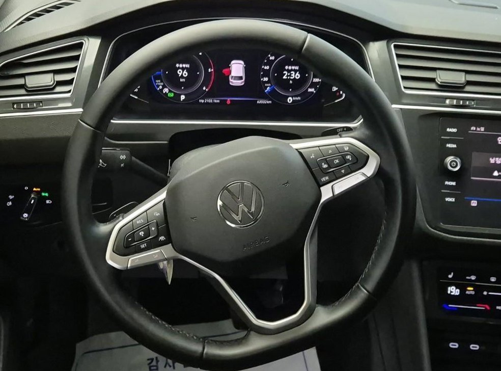 폭스바겐 티구안 2.0 TDI 프리미엄 사진 10