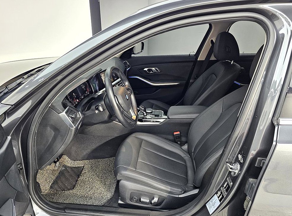 BMW 3시리즈 320d 사진 8