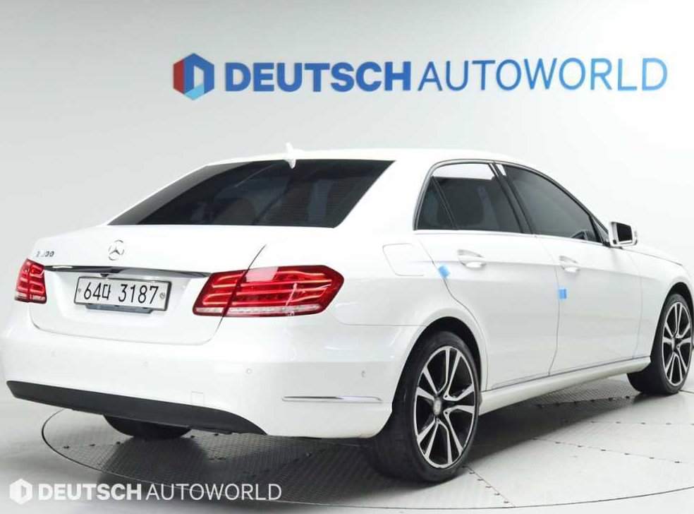 벤츠 E 클래스 E300 아방가르드 사진 2