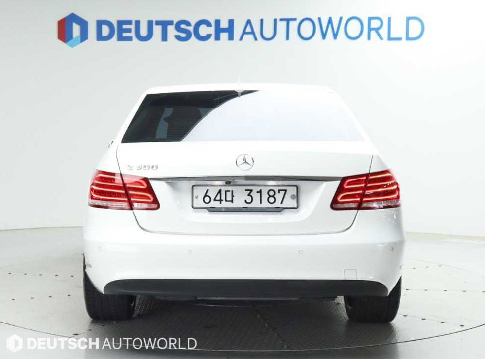 벤츠 E 클래스 E300 아방가르드 사진 4
