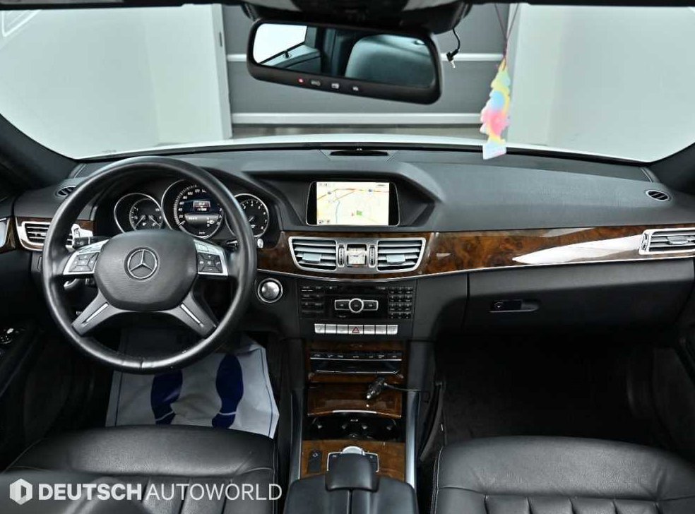벤츠 E 클래스 E300 아방가르드 사진 7