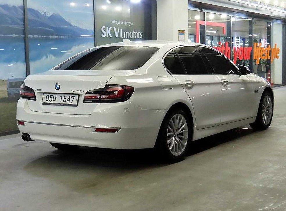 BMW 5시리즈 528i xDrive 사진 4