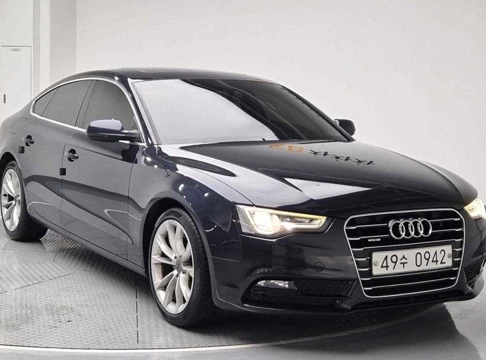 아우디 A5 35 TDI 콰트로 스포츠백 사진 4
