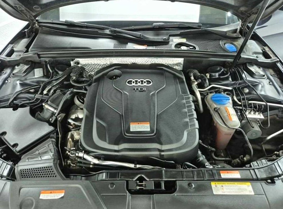 아우디 A5 35 TDI 콰트로 스포츠백 사진 5