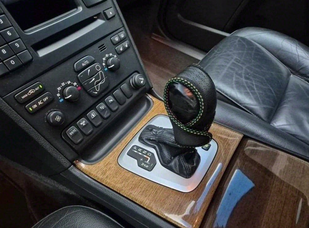 볼보 XC90 2.5 T 사진 8