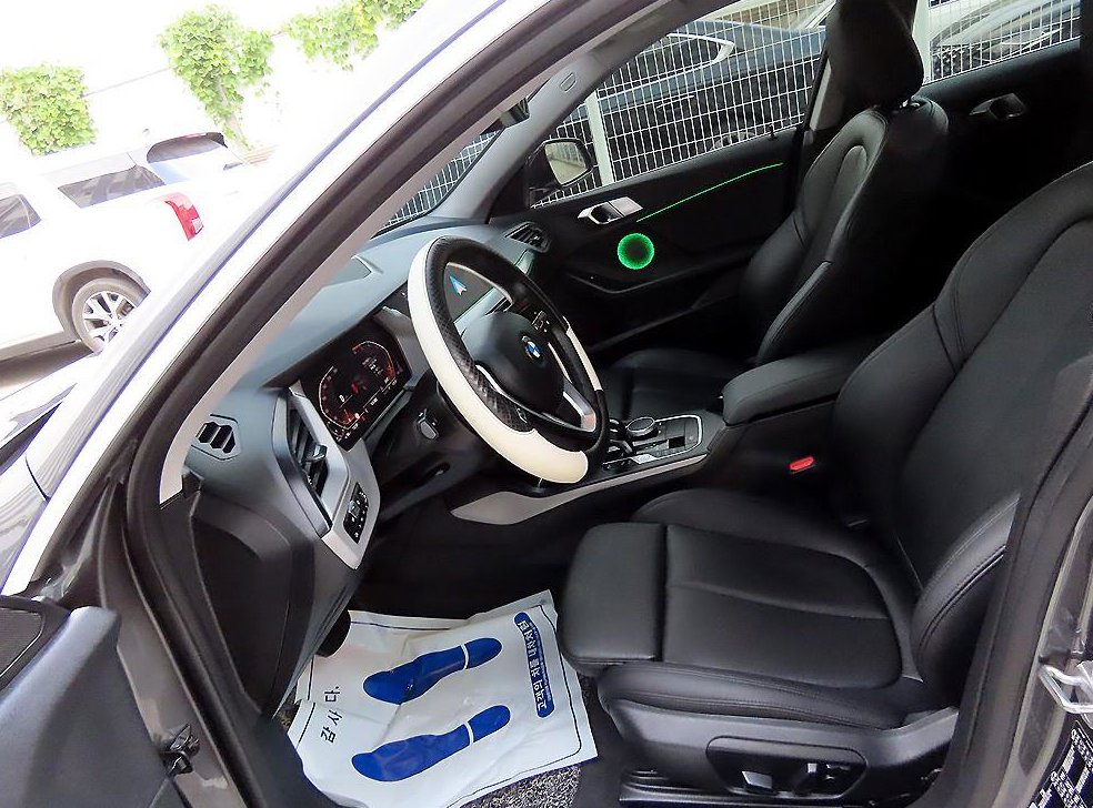 BMW 2시리즈 218d 어드밴티지 사진 5