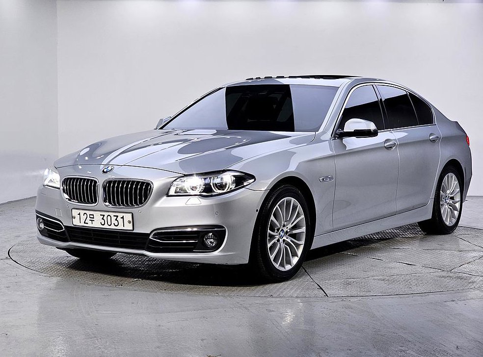 BMW 5시리즈 528i 럭셔리