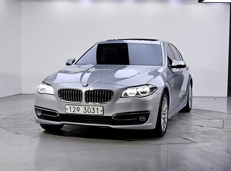 BMW 5시리즈 528i 럭셔리 사진 2