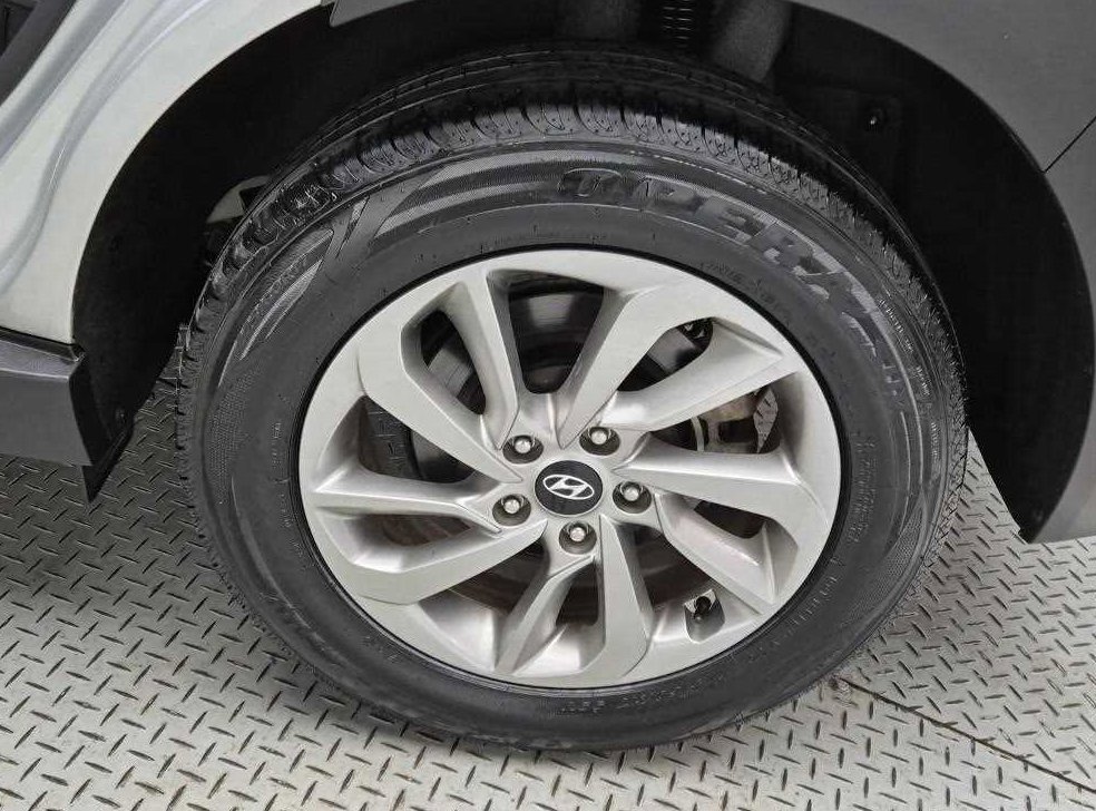 현대 투싼 디젤 1.7 2WD 사진 20