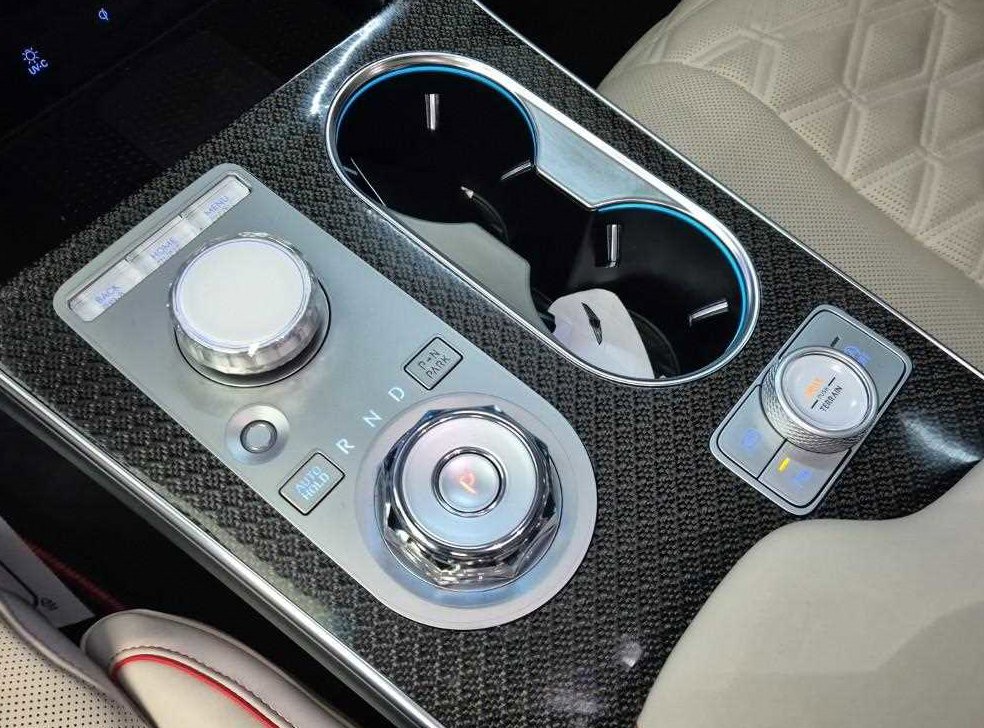 제네시스 GV80 가솔린 2.5T AWD 사진 8