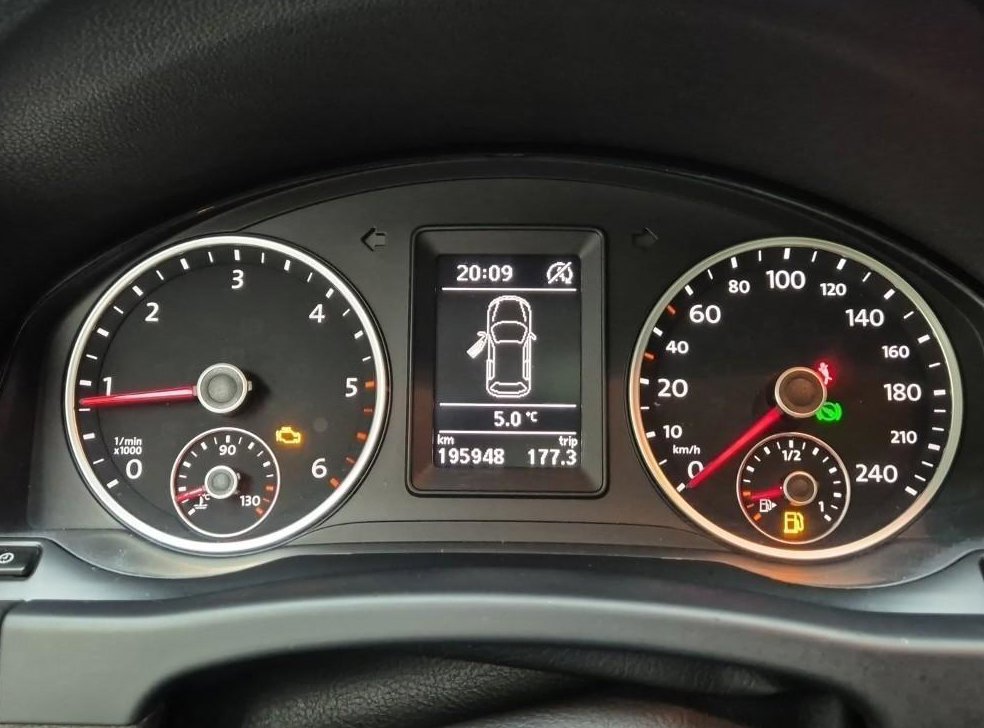 폭스바겐 티구안 2.0 TDI 프리미엄 사진 20