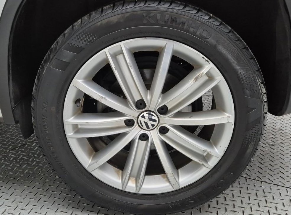 폭스바겐 티구안 2.0 TDI 프리미엄 사진 5