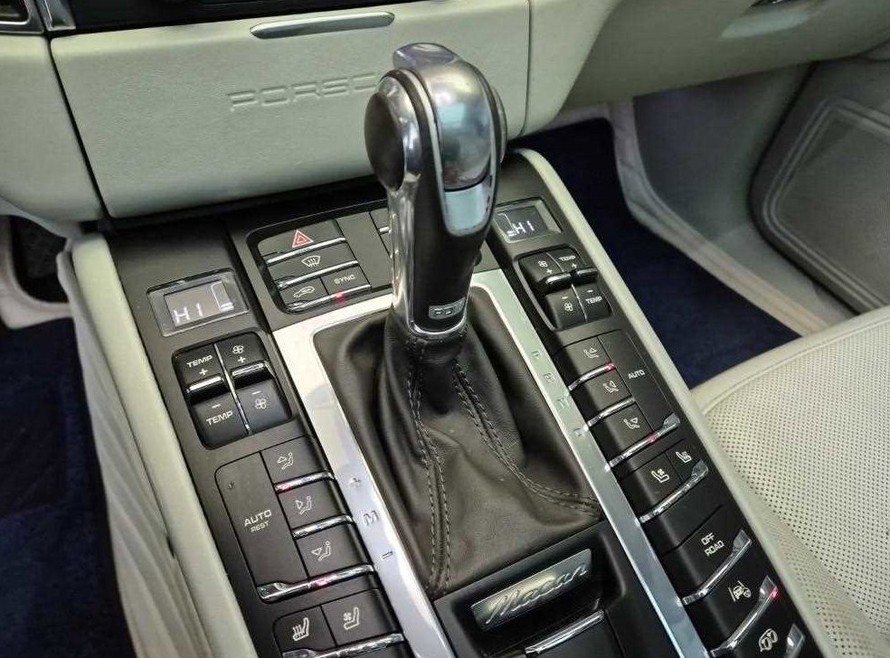포르쉐 마칸 가솔린 3.0 GTS 사진 8